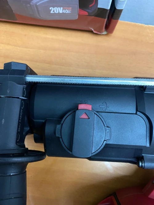 Perforateur worcraft 20V avec batterie et chargeur 