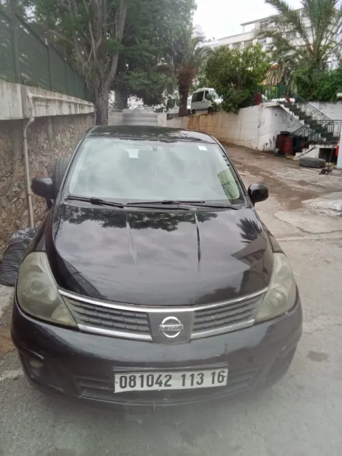 Nissan Tiida 5 portes 2013 Tiida 5 portes