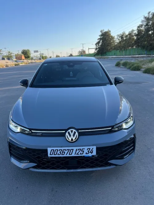 Volkswagen Golf 8 2025 