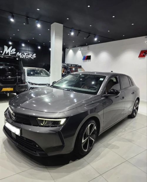 Opel Astra 2023 