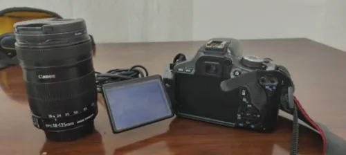 canon ios 600D objectif 18-135mm