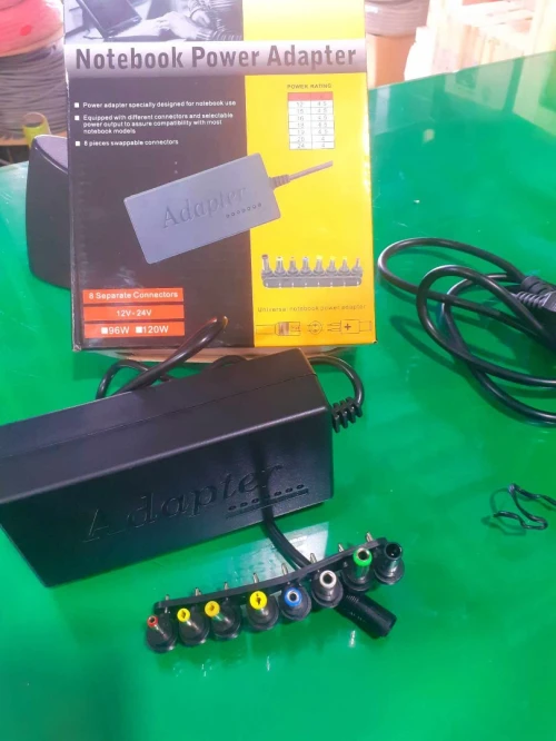   Adaptateur AC Chargeur 12v -24v 