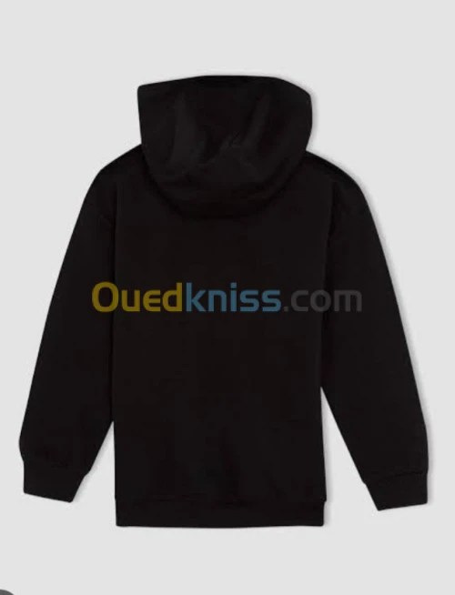 Sweat-shirt noir lourd et chaud