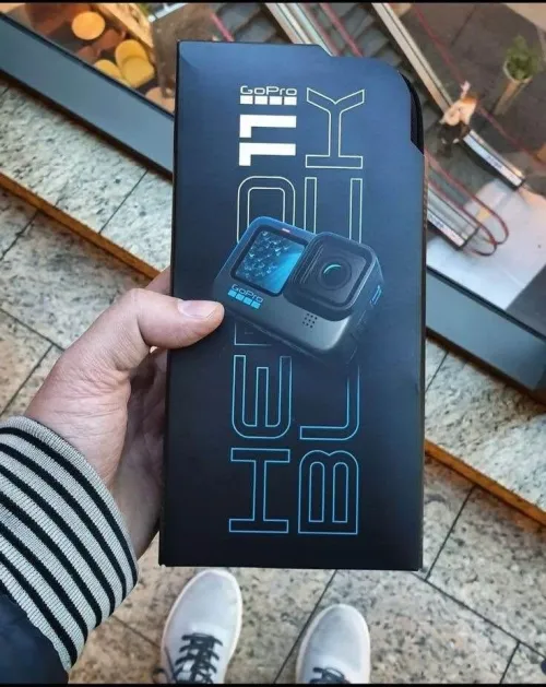 GoPro HERO11 Black - Caméra d'action étanche avec vidéo Ultra HD 5.3K60,27MP, capteur d'image 1/1.9"