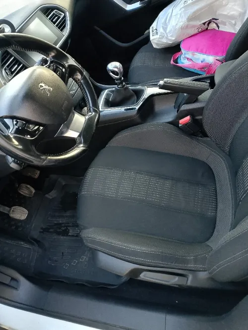 Peugeot 308 2015 