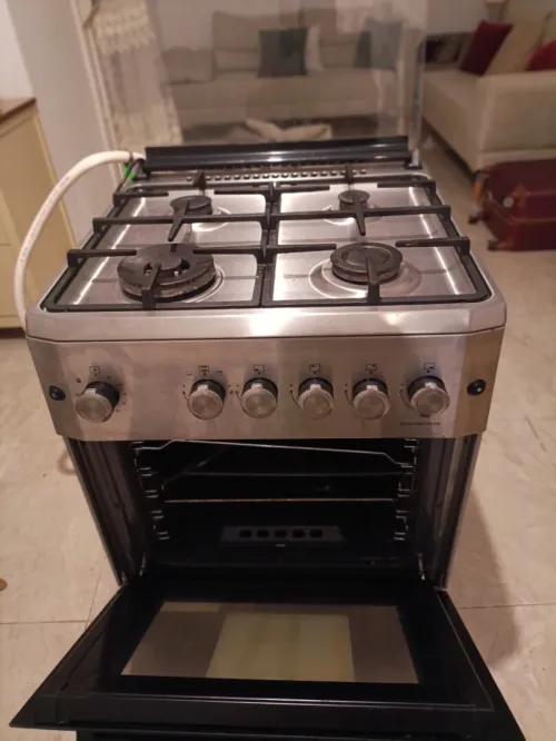 Cuisinière Maxtor 4 Feu Inox Ventilé tabouna