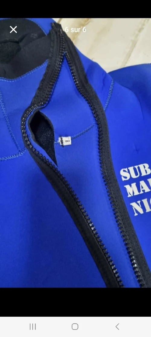 Tenue plongée FIRELY TAILLE XL en très bon état achetée au nord de la france en juin. Bleu et noir