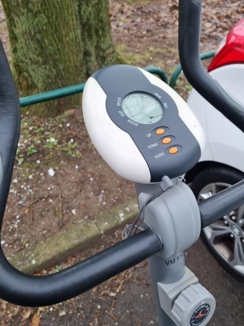 vélos route et vélos appartement 