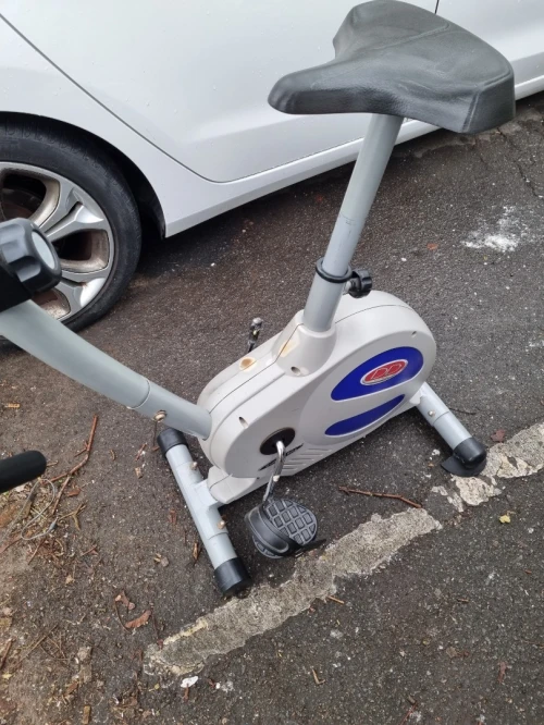 vélos route et vélos appartement 