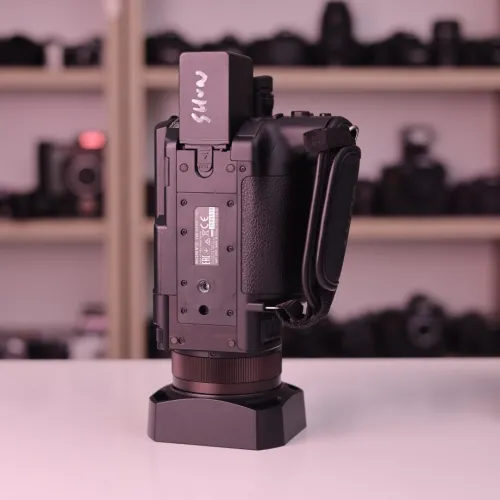 Sony x700