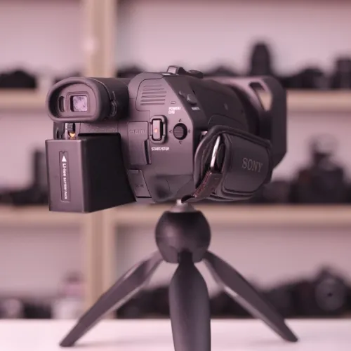 Sony x700