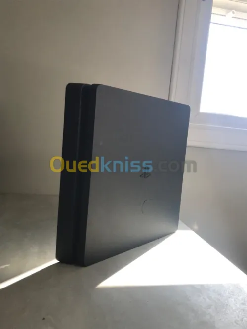 Ps4 slim
