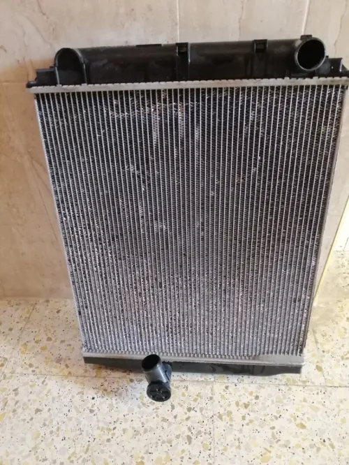 Radiateur camion hino 300 lour