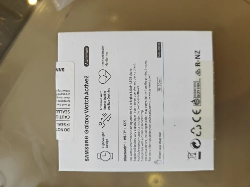 Samsung Galaxy Watch active 2 en très bon etat