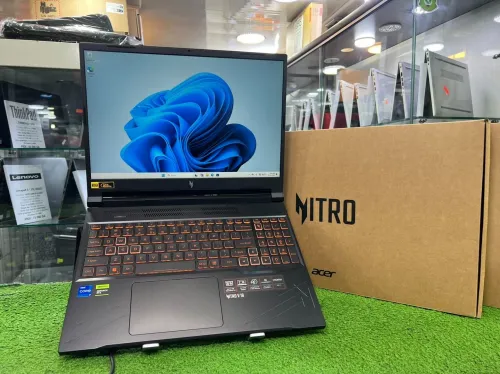 ACER NITRO V16