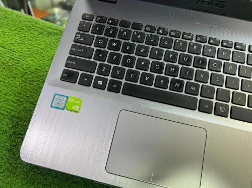 ASUS  VIVOBOOK X542UN