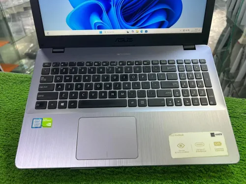 ASUS  VIVOBOOK X542UN