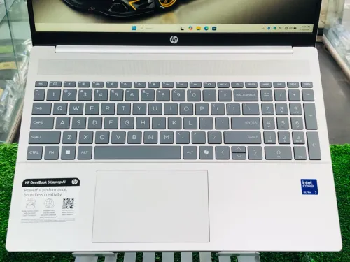 HP OmniBook 5 LapTop 16