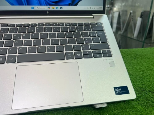 HP ELITEBOOK