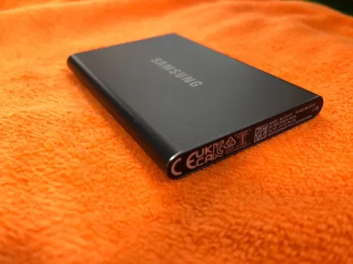 samsung T7 Shield 1TB