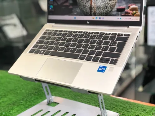 HP ELITEBOOK 830 G8