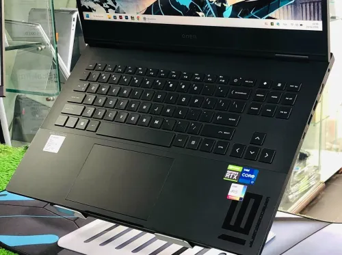 HP OMEN 16