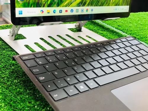 Microsoft surface pro 8