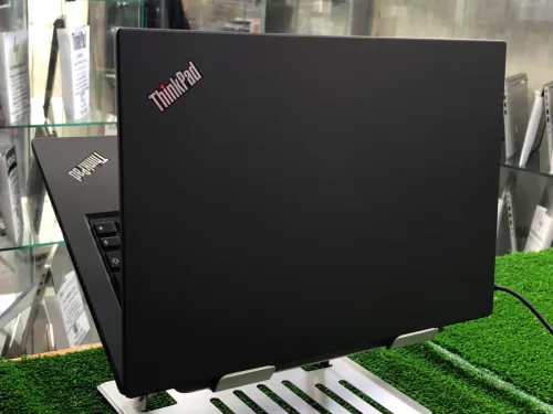ThinkPad t14 Gen2