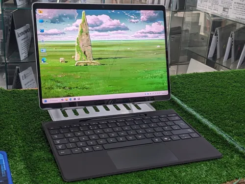 Microsoft Surface pro 11