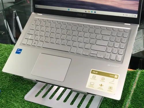 Asus Vivobook 15