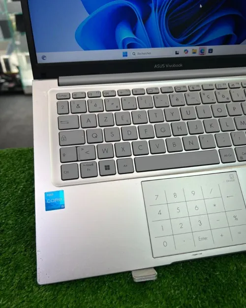 ASUS VIVOBOOK 14