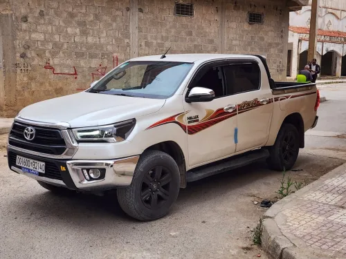 Toyota Hilux 2021 LEGEND DC 4x4 Pack Luxe