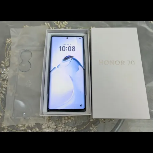 HONOR 70 5G - avec sa boite 