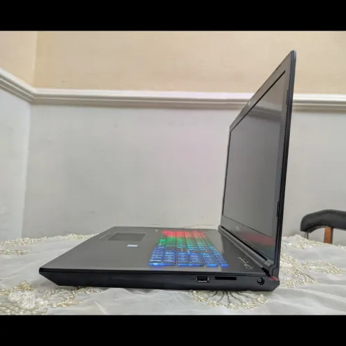 msi - GTX 1070 8 Gb - i7 7700hq - 16 Gb Ram