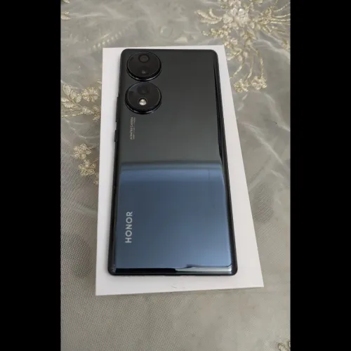 HONOR 70 5G - avec sa boite 