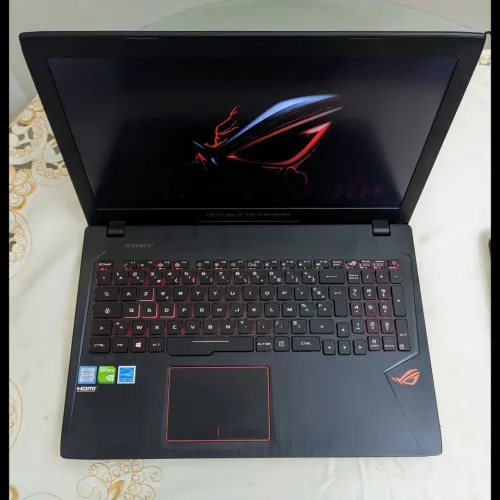 ASUS ROG - GTX 1050 4 Gb - i7 7700hq - 12 Gb Ram
