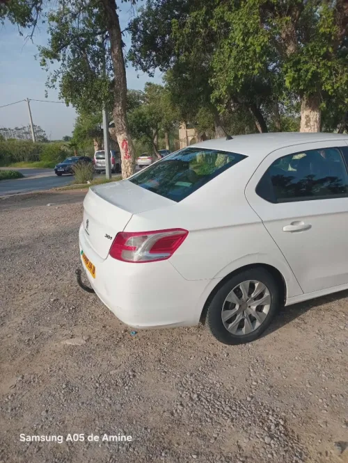 Peugeot 301 2014 Active