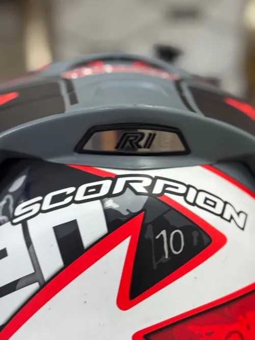 casque scorpion