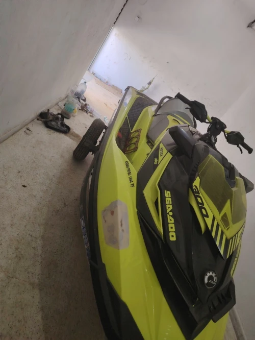 Jeski seadoo k300