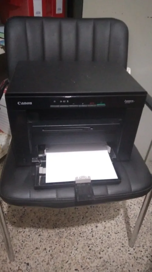 Multifonction (impresson. Copie et numerisation) laser noir et blanc tout-en-un