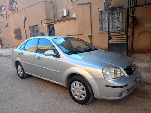 Chevrolet Optra 4 portes 2011 Optra 4 portes
