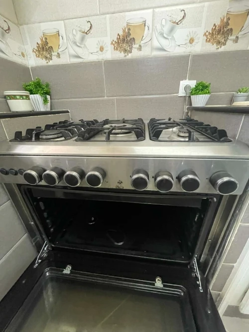 Cuisiniere ELECTROGAS 5 Feux