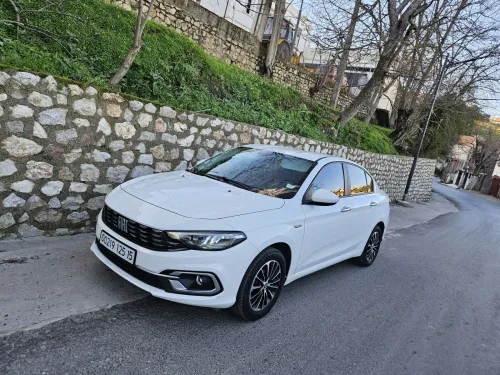 Fiat Tipo Sedan 2025 