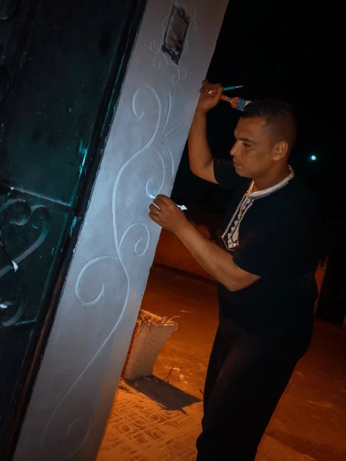 ديكورات و نافورات و شلالات {نافورة-شلال}