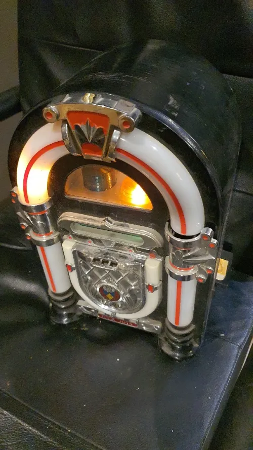 Vintage Radio K7 JukeBox CTX-1015 Collector's Edition Radio 