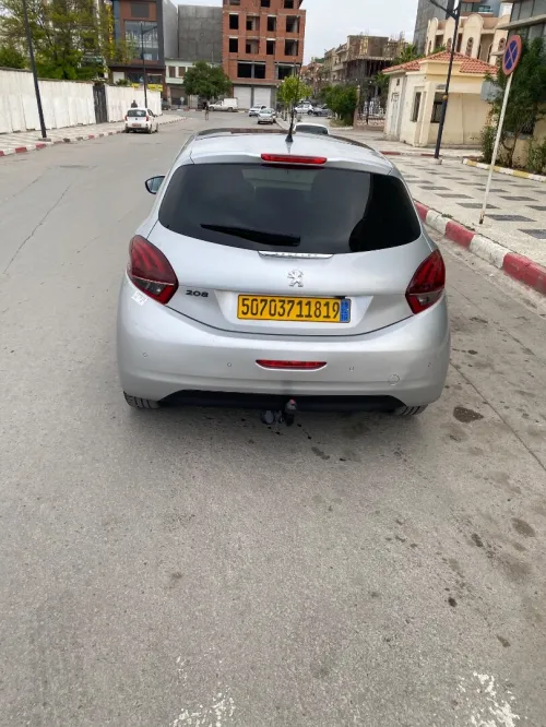 Peugeot 208 2018 Access Facelift