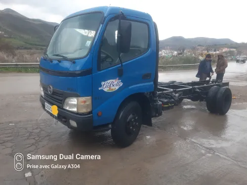 Hino 611 2011