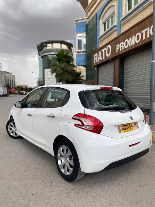 Peugeot 208 2014 Access