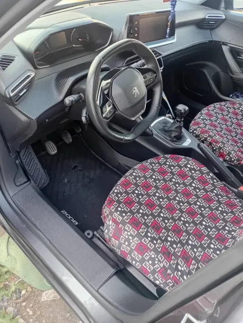 Peugeot 2008 2022 