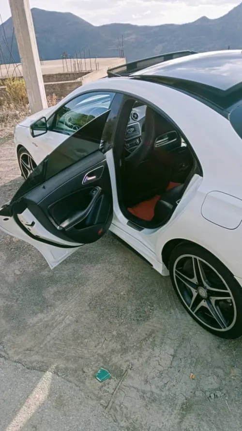 Mercedes CLA 2014 Coupé Exclusif + AMG 